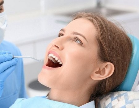 Почему необходимо проходить регулярные осмотры у стоматолога